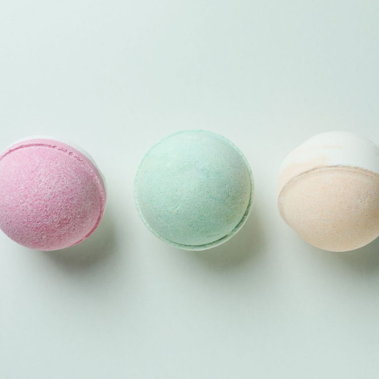 Roots Bath Bombs Fruity